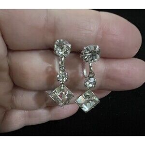 Rhinestone Dangle Screw Back Earrings 3-Stone Silvertone Princess Brilliant Vtg